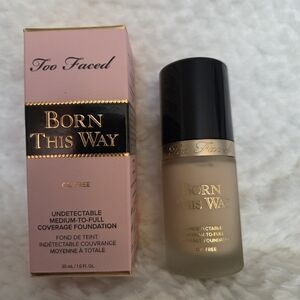 Too Faced Born This Way Foundation-Swan-